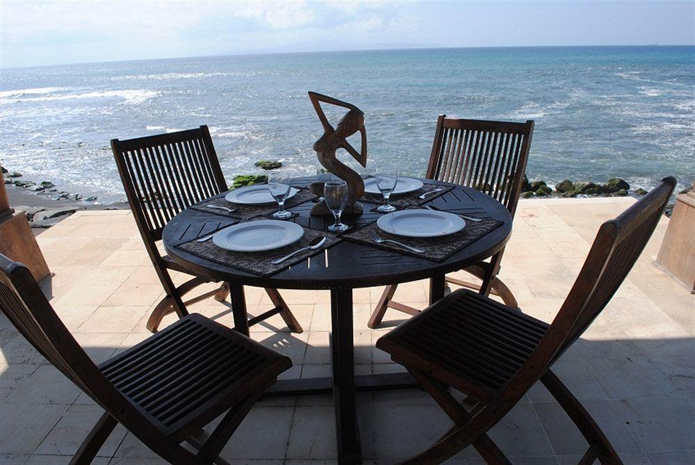 Suarti Resort, Villas & Gallery Ketewel ภายนอก รูปภาพ