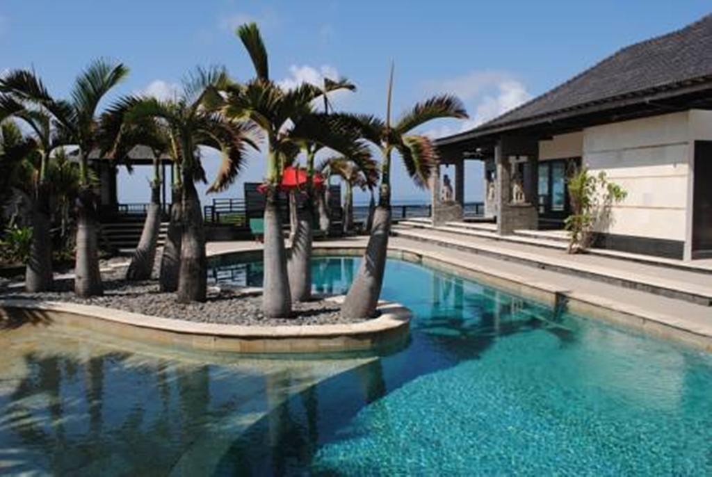 Suarti Resort, Villas & Gallery Ketewel ภายนอก รูปภาพ