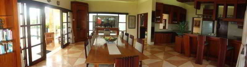 Suarti Resort, Villas & Gallery Ketewel ภายนอก รูปภาพ