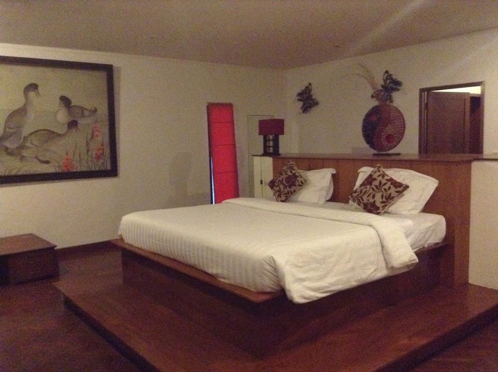 Suarti Resort, Villas & Gallery Ketewel ภายนอก รูปภาพ