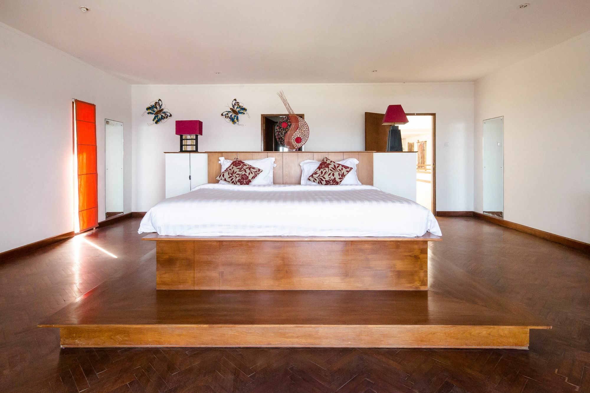 Suarti Resort, Villas & Gallery Ketewel ภายนอก รูปภาพ